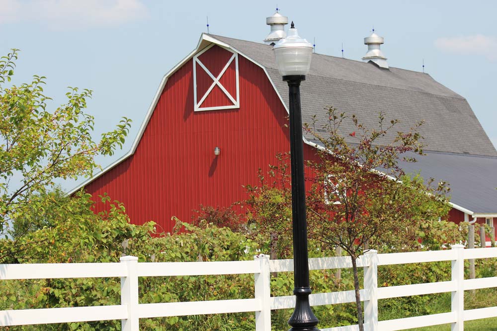 Factors to Consider When Choosing Your Barn Wedding Venue