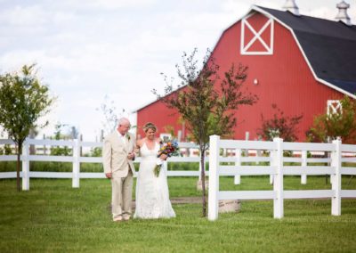 Father Bride Big Red Barn Quad Cities Wedding Venue Barn Wedding Outdoor Wedding
